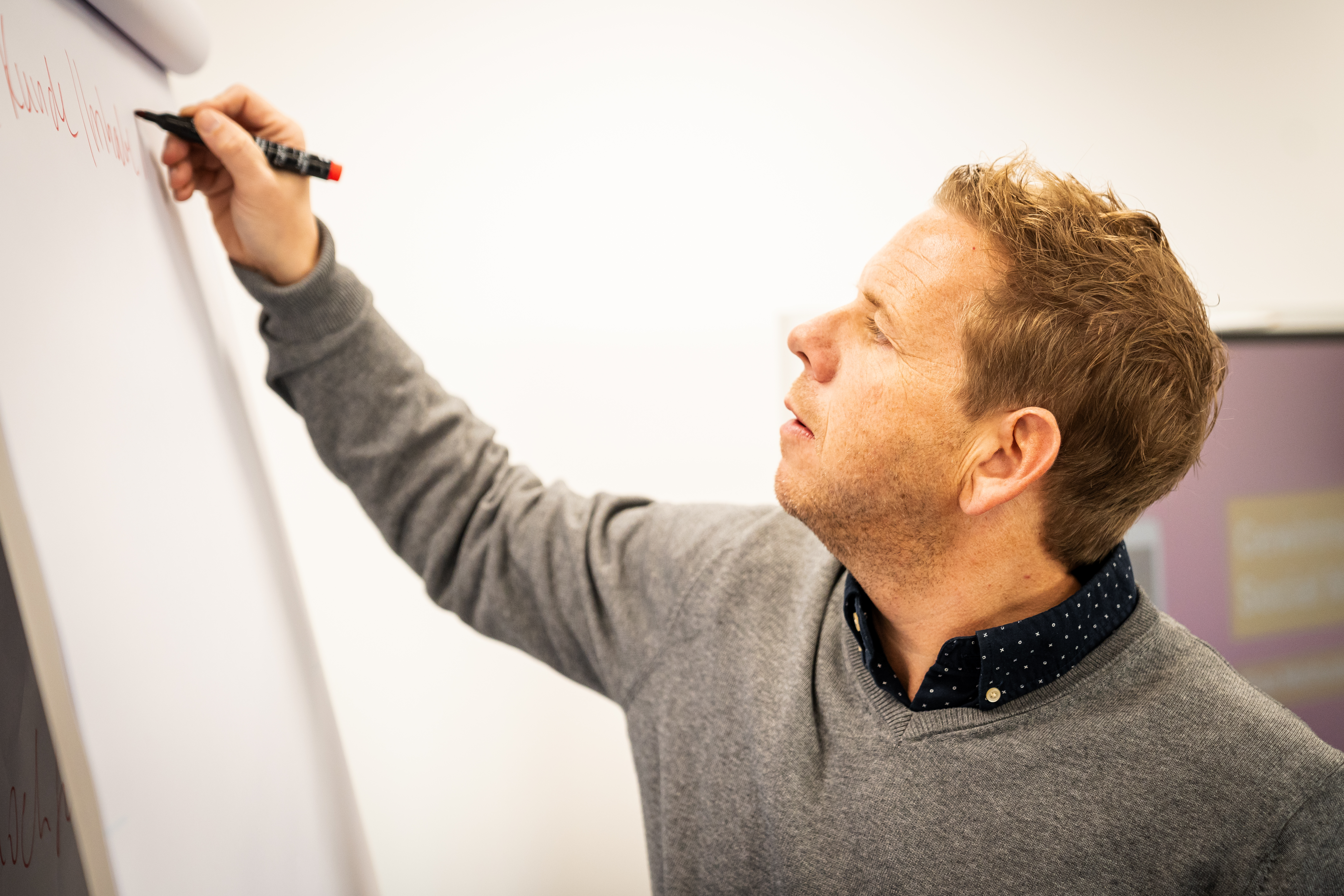 Marc Torke am Flipchart